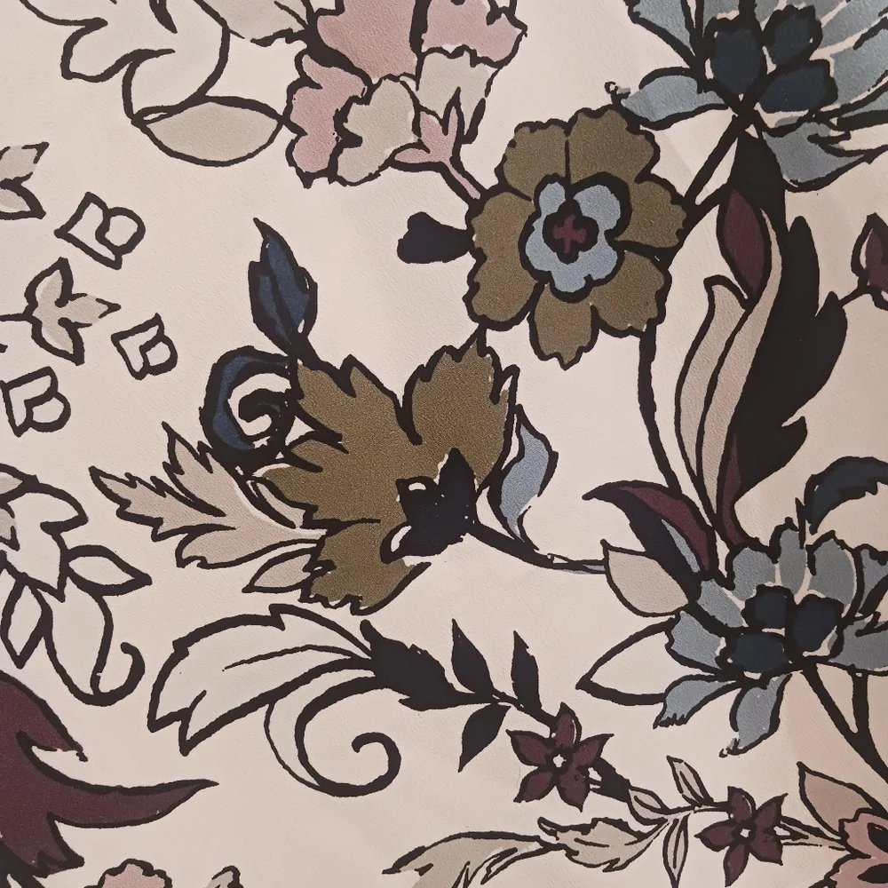 LOFT summer sleeveless floral top - Picture 4 of 13